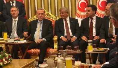 Ankara kulislerini çalkalayan iddia: AK Parti’den Ali Babacan’a “dön” teklifi