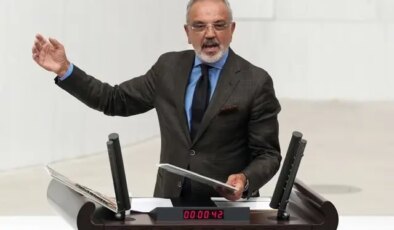 Atatürk’ü mü hedef aldı? Sırrı Sakık’tan tartışma yaratan sözler