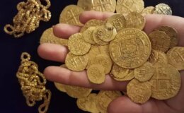 Batan geminin enkazından 1 milyon dolarlık hazine çıkarıldı! Para dalgıçlara verilecek