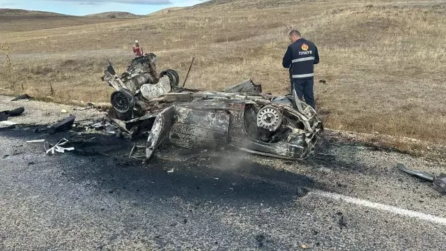 Bayburt’ta trafik kazası: 1 kişi yanarak hayatını kaybetti