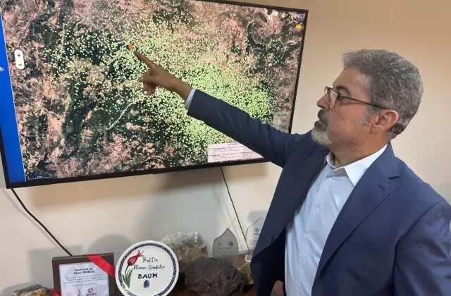 Beşik gibi sallanan Balıkesir'de 6 yeni fay tespit edildi! Yeni tehlike: Emendere Fay Zonu 1 Beşik gibi sallanan Balıkesir’de 6 yeni fay tespit edildi! Yeni tehlike: Emendere Fay Zonu