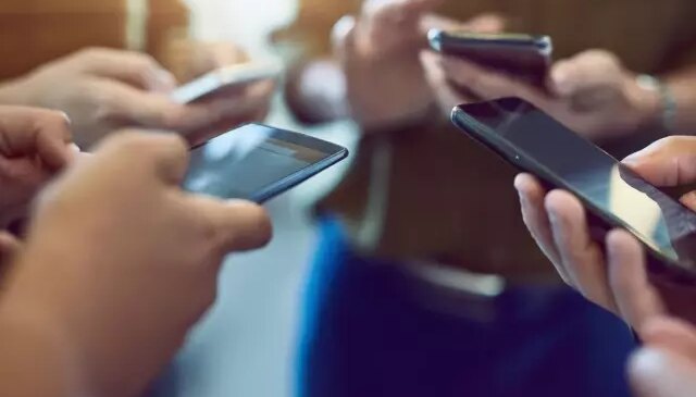 Bir dönemin efsane telefon markası Türkiye’ye geri dönüyor