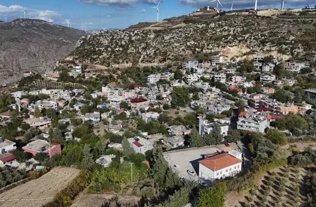 2 bin nüfuslu köyde herkesin soyadı aynı