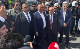 CHP İl Kongresi davası ertelendi! Gürsel Tekin görevine devam edecek