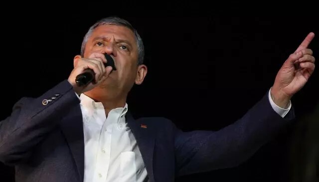 CHP lideri Özel, ardı ardına 4 iddia sıralayıp Başsavcı Gürlek’e seslendi