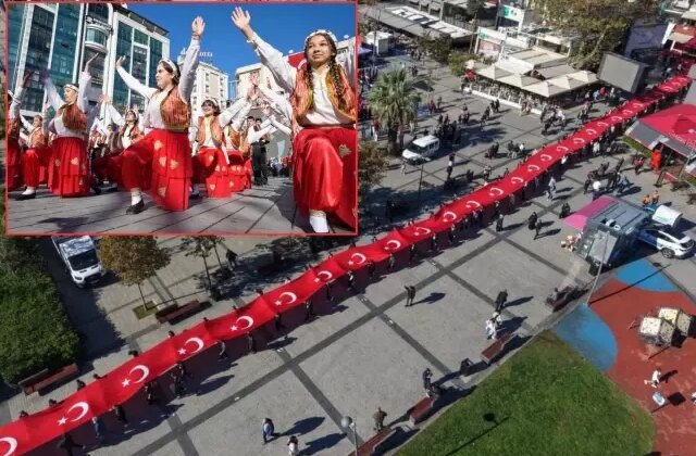 Cumhuriyet coşkusu tüm yurtta! Vatandaşlar, kutlamalara akın etti 1 Cumhuriyet coşkusu tüm yurtta! Vatandaşlar, kutlamalara akın etti
