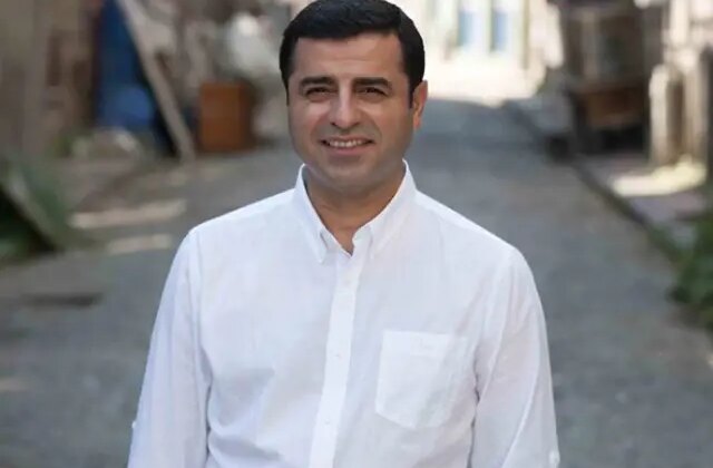 DEM Parti’den Selahattin Demirtaş açıklaması: Saatler içerisinde bırakılmasını istiyoruz