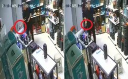 Deprem anında çayını almayı unutmadı