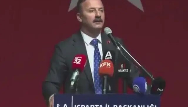 Depreme kürsüde yakalanan Yavuz Ağıralioğlu’ndan bomba tepki: Tayyip Bey aleyhine konuşunca böyle oluyor