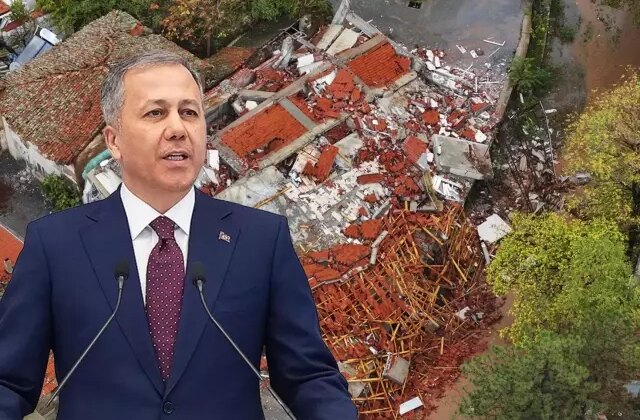 Depremin vurduğu Sındırgı'da son durum! Bakan Yerlikaya ilçe merkezinden anlattı 1 Depremin vurduğu Sındırgı’da son durum! Bakan Yerlikaya ilçe merkezinden anlattı