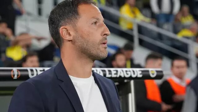 Domenico Tedesco’dan İrfan Can Kahveci ve Cenk Tosun sorusuna flaş cevap