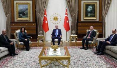 Erdoğan’la görüşen DEM Parti İmralı heyetinden ilk açıklama