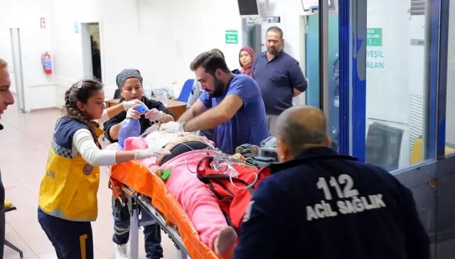 Eski eşini, kayınvalidesini öldürüp üvey kızını yaraladıktan sonra intihara kalkıştı