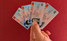 Eski tip ehliyetin yenilemesi için son tarih açıklandı! Süre bu sefer uzatılmayacak