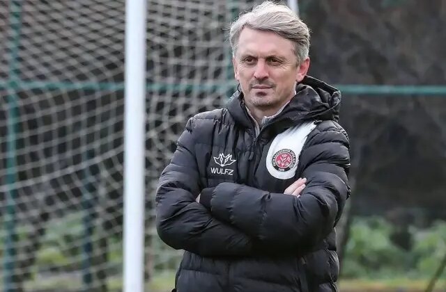 Eyüpspor, Orhan Ak ile anlaşma sağladı