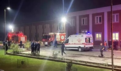 Çerkezköy’de fabrikada yangın: 2 kişi hastaneye kaldırıldı