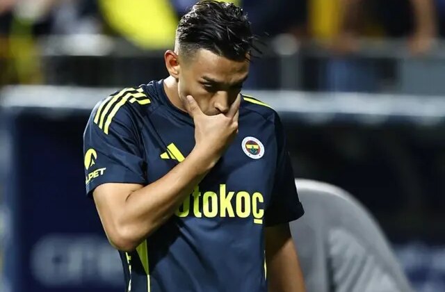 Fenerbahçe’de 2 isim kadro dışı bırakıldı