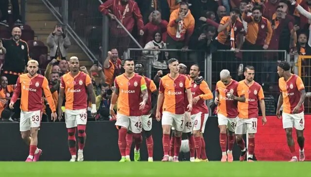 Galatasaray’da alarm! Trabzonspor maçı öncesi 1 isim sarı kart sınırında