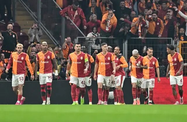 Galatasaray’da alarm! Trabzonspor maçı öncesi 1 isim sarı kart sınırında