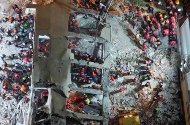 Gebze'den güzel haber hala gelmedi! "Bilir" çifti için zamanla yarış 1 Gebze’den güzel haber hala gelmedi! “Bilir” çifti için zamanla yarış