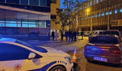 Hastane önünde kahreden olay! Emekli polis kendini vurdu