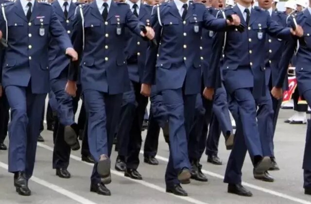Hava Kuvvetleri’ne FETÖ operasyonu! Çok sayıda asker gözaltına alınıyor
