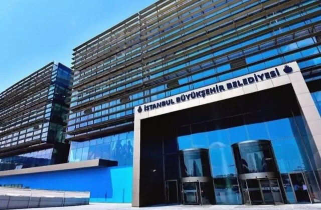 İBB'ye yönelik veri sızdırılması soruşturmasında 6 kişi için tutuklama talebi 1 İBB’ye yönelik veri sızdırılması soruşturmasında 6 kişi için tutuklama talebi