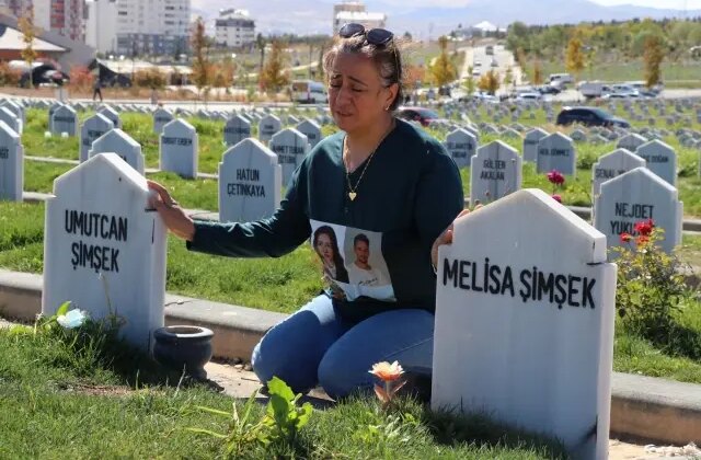 İki evladı vahşice katledilen acılı anneden vahim iddia: Kocamı da öldürmüş olabilir