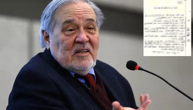 İlber Ortaylı, Cumhuriyet’in ilan belgesini paylaştı