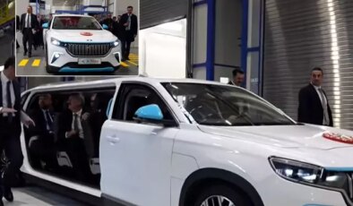 İlk kez görücüye çıktı! Cumhurbaşkanı Erdoğan törene Togg’un özel versiyonu ile geldi