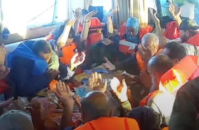 İsrail Sumud Filosu’ndaki 480 aktivisti alıkoydu, 4 İtalyan sınır dışı edildi