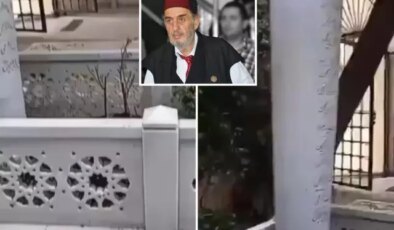 Kadir Mısıroğlu’nun mezarının başında İzmir Marşı çaldı