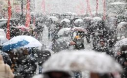 Kar yağışı İstanbul’un yanı başına dayandı! Lapa lapa yağacak
