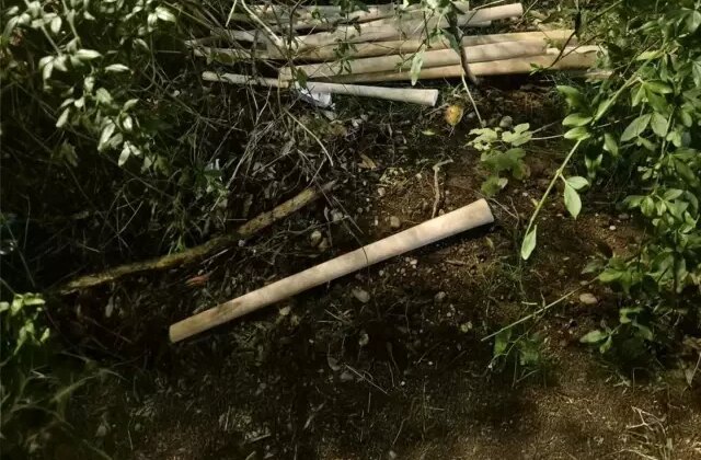 Karadağ'da gerilim tırmanıyor! Türklere saldırmak için her yere beyzbol sopası gizlemişler 1 Karadağ’da gerilim tırmanıyor! Türklere saldırmak için her yere beyzbol sopası gizlemişler