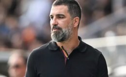 İlk derbisinde kabusu yaşayan Arda Turan’dan şok açıklama: Mutlu değilim