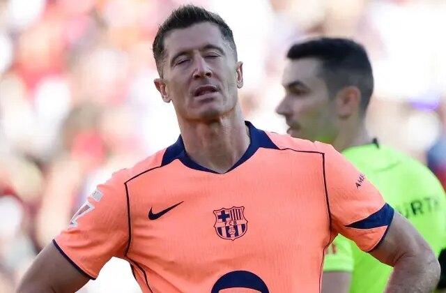 Lewandowski penaltı kaçırdı, Barcelona 4 golle darmadağın oldu
