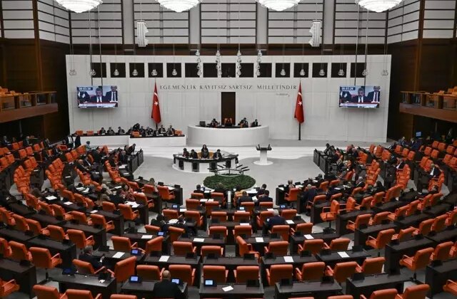 Lübnan tezkeresi TBMM’de kabul edildi