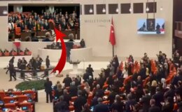Meclis açılışında DEM Parti ve İYİ Parti, Cumhurbaşkanı Erdoğan’ı ayakta karşıladı