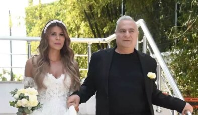 Mehmet Ali Erbil’den eşine dudak uçuklatan jest