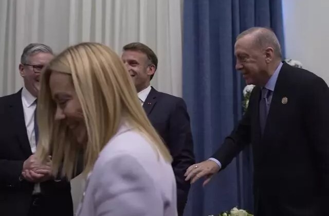Meloni’nin Erdoğan’a verdiği esprili yanıt dış basında manşet oldu: Birini öldürmek istemiyorum