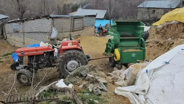 Mısır patozu yapan adam makineye sıkışarak hayatını kaybetti
