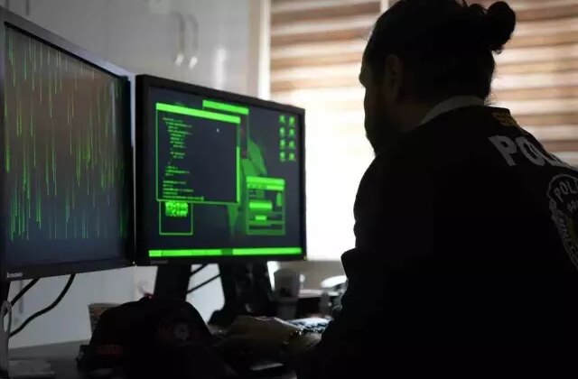 MİT’ten siber suç örgütüne operasyon! 10 kişi tutuklandı