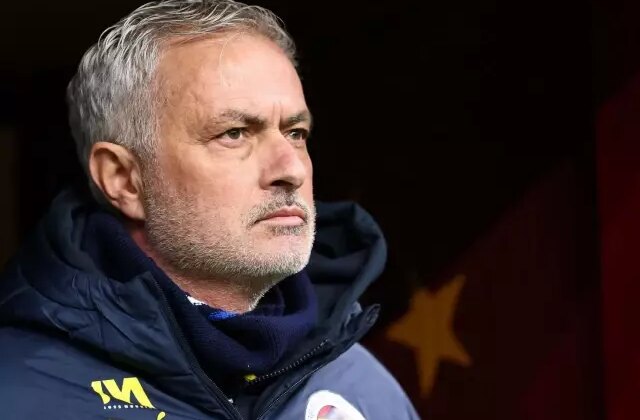 Mourinho ilk kez bu kadar açık konuştu: Fener’den ayrılma sebebim o futbolcu