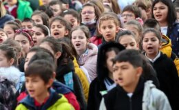 Öğrenciler dikkat! Pazartesi günü tüm okullarda eş zamanlı yapılacak