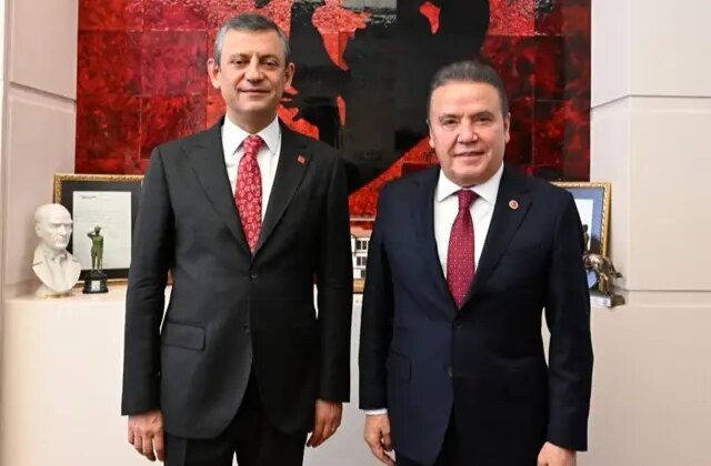 Özgür Özel’den hapisteki Muhittin Böcek’le ilgili olay iddia: Teklif götürdüler