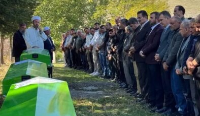 Pazardan mezara: 3 kardeş ve enişteleri yan yana defnedildi