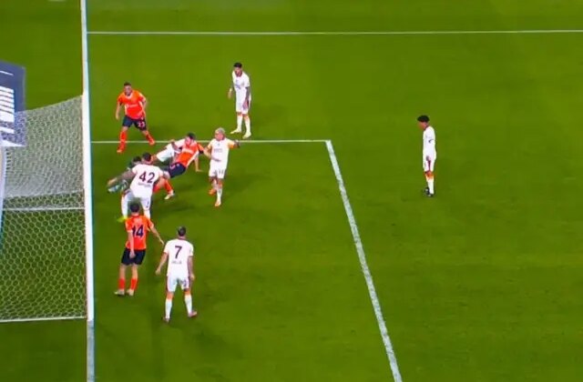 RAMS Başakşehir’in golü VAR’a takıldı