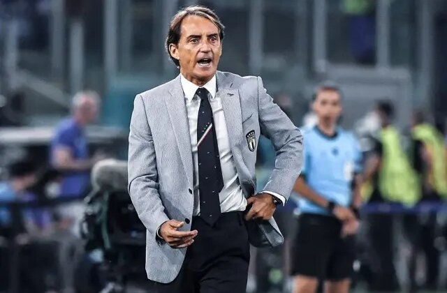 Roberto Mancini Premier Lig’e geri dönüyor