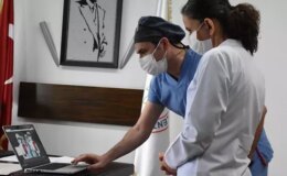 Sağlıkçılar için yeni dönem! Hemşireler artık bu renk giyinecek