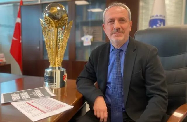 Şampiyon başkan Yalçın Demirkol görevinden istifa etti